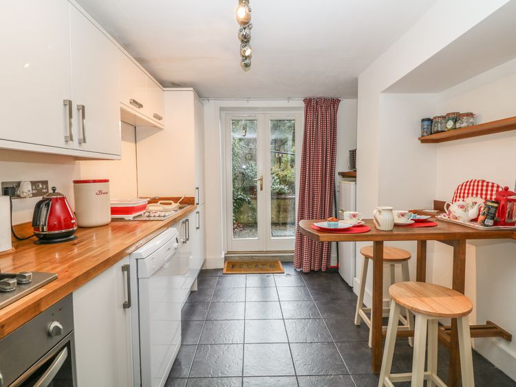The Garden Flat, listing photograph 6