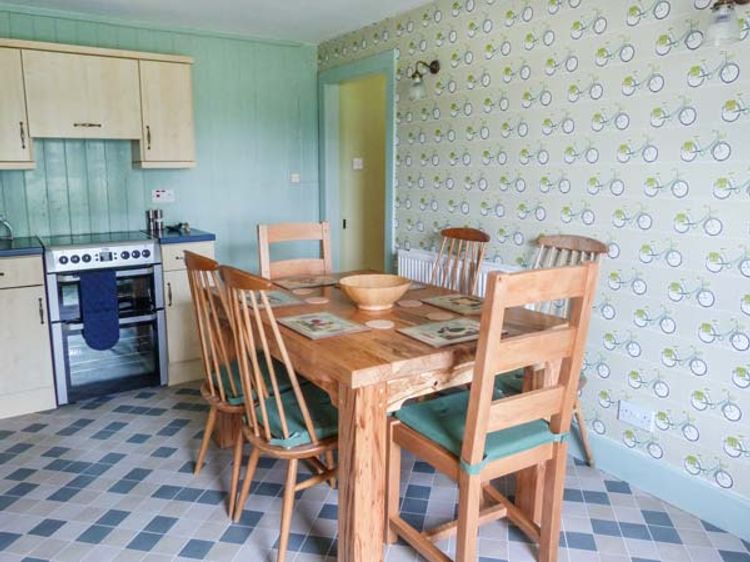 Easter Duthil Cottage, listing photograph 6