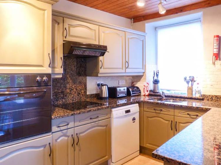 Gavel Cottage, listing photograph 4