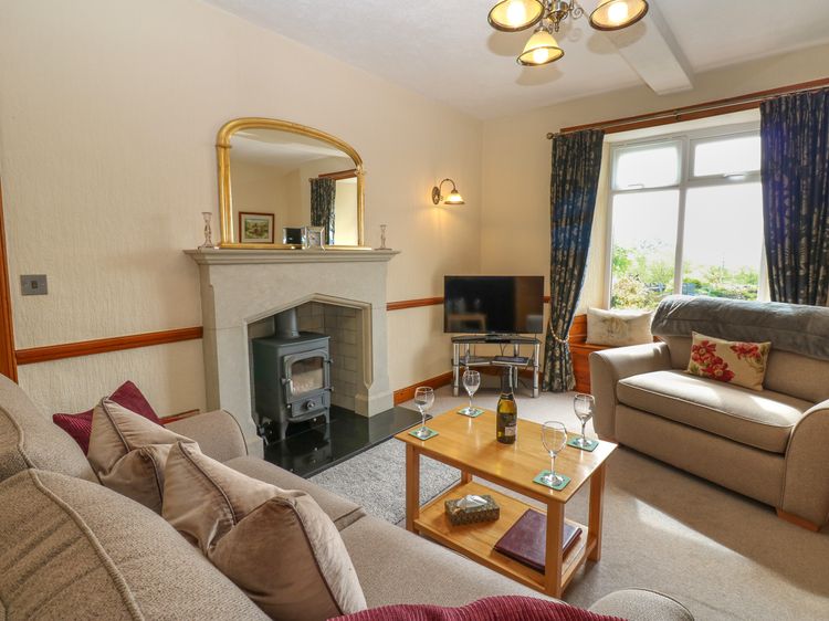 Longwell House, listing photograph 3