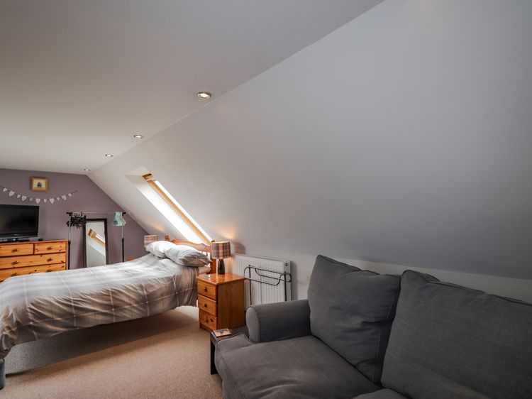 Ridge End Cottage, listing photograph 12