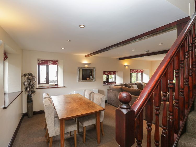 Woodside Barn, listing photograph 10