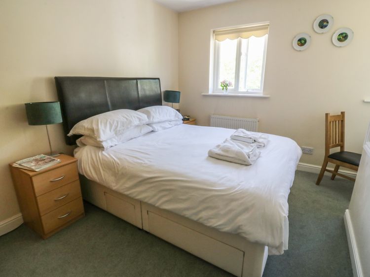 Bramble Cottage, listing photograph 8