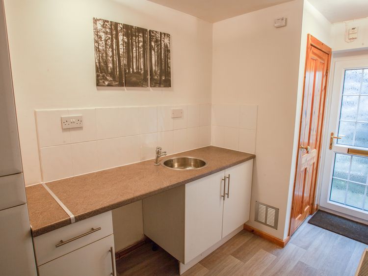 No 1 Railway Cottages, listing photograph 9