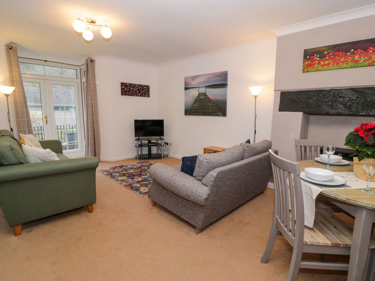 No 1 Railway Cottages, listing photograph 3
