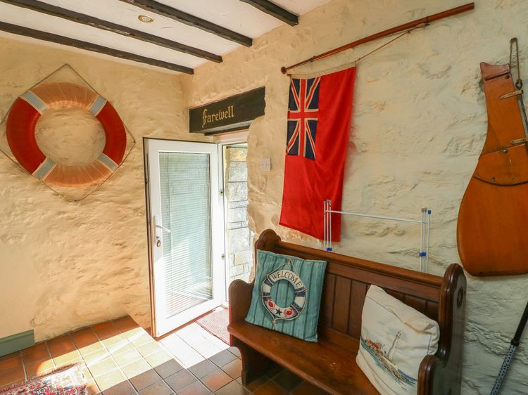 Crow's Nest Cottage, listing photograph 3
