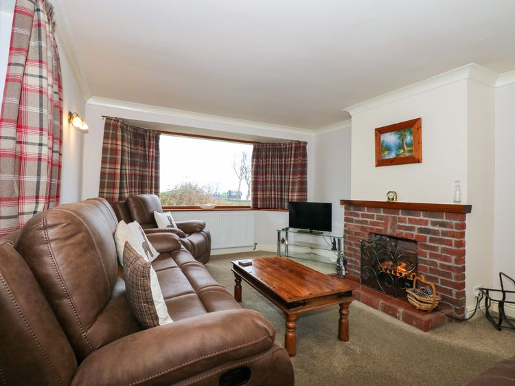 Brynteg, listing photograph 5