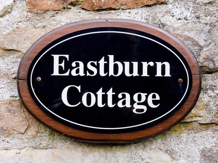 Eastburn Cottage, listing photograph 2