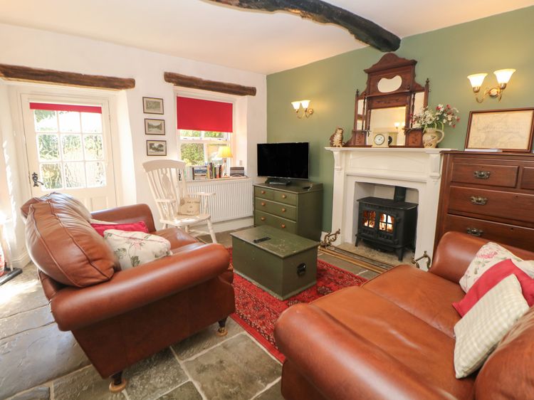 Clematis Cottage, listing photograph 2