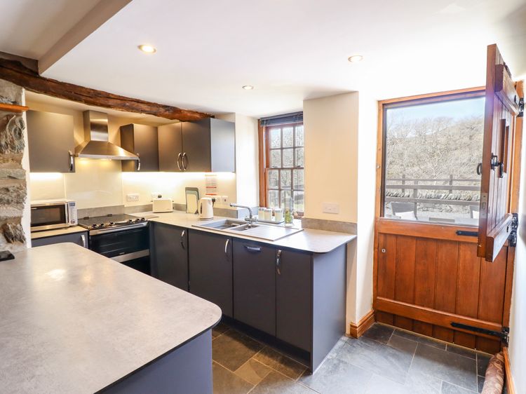Cwm Yr Afon Cottage, listing photograph 7