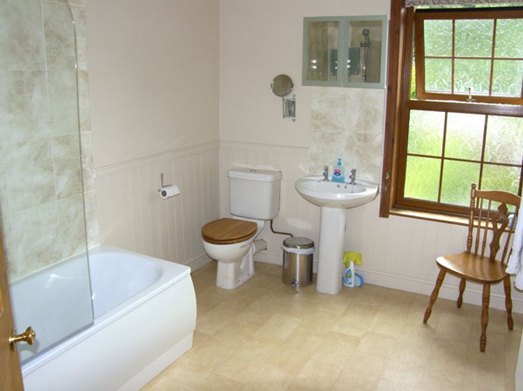 Railway Cottage, listing photograph 10