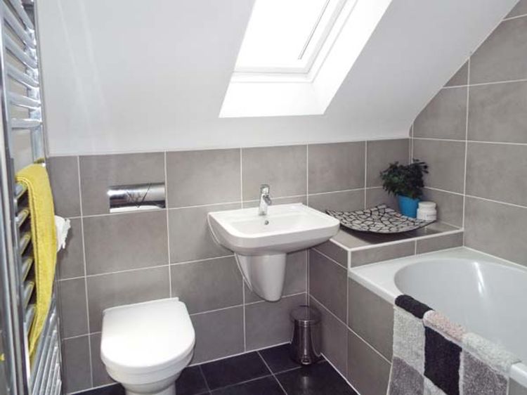Alveton, listing photograph 7