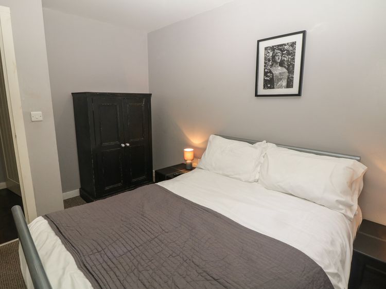 Bunbury, listing photograph 9