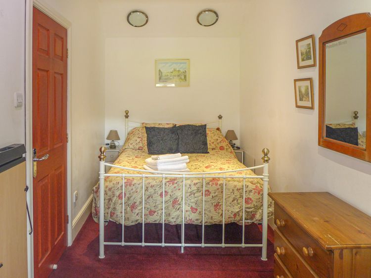 3 Primitive Mews, listing photograph 6