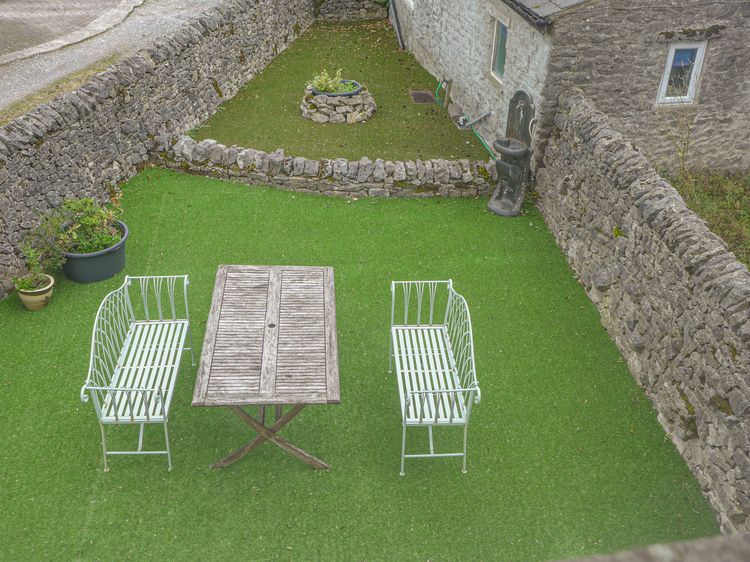 3 Primitive Mews, listing photograph 9