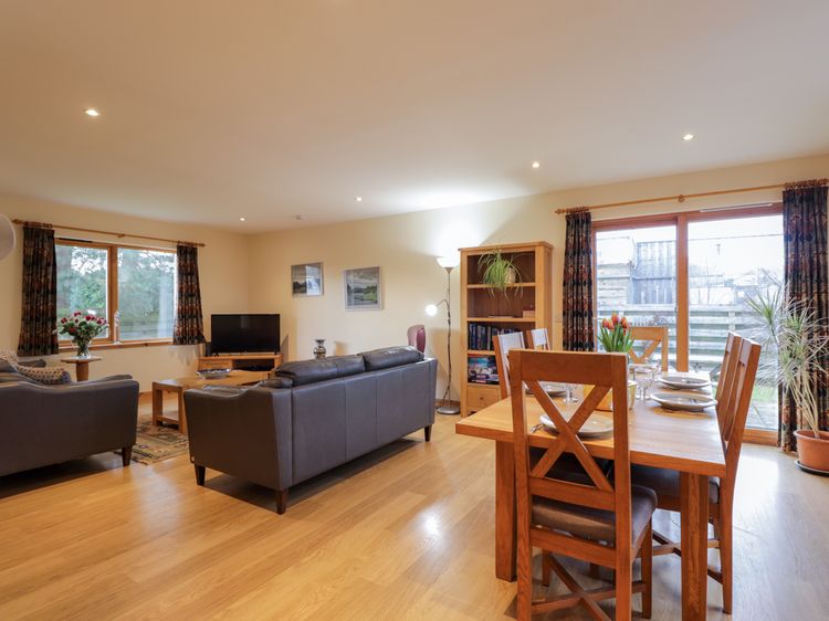 Bruach Gorm Cottage, listing photograph 9