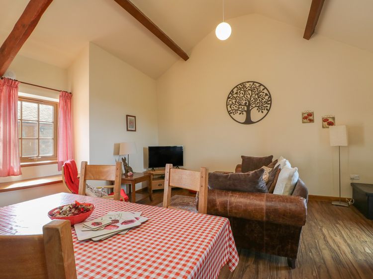 Poppy Cottage, listing photograph 4
