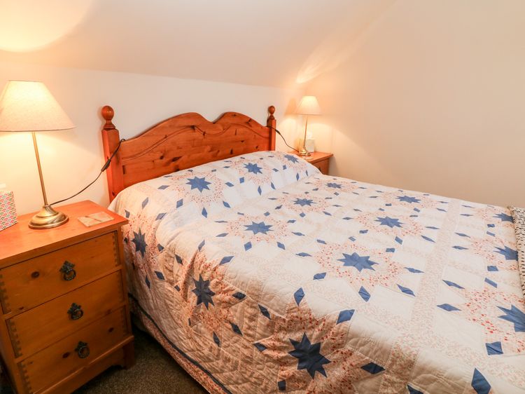 Oxdales Cottage, listing photograph 12