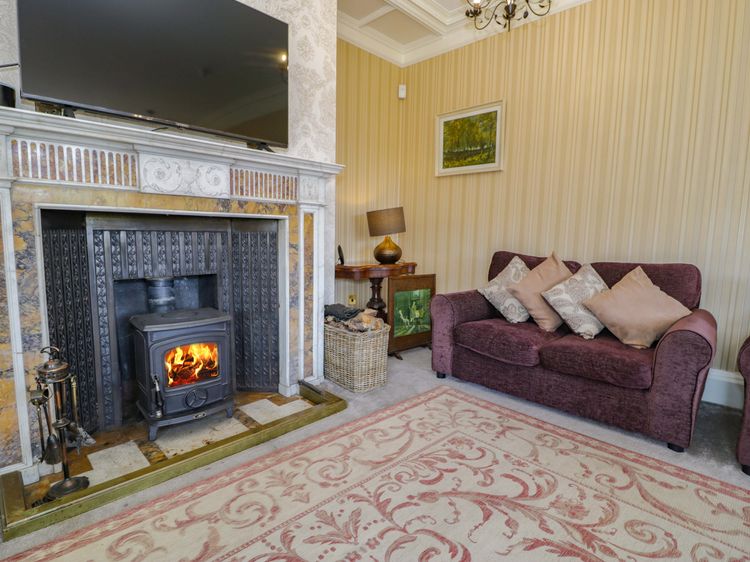 Plas Gwynfryn, listing photograph 7