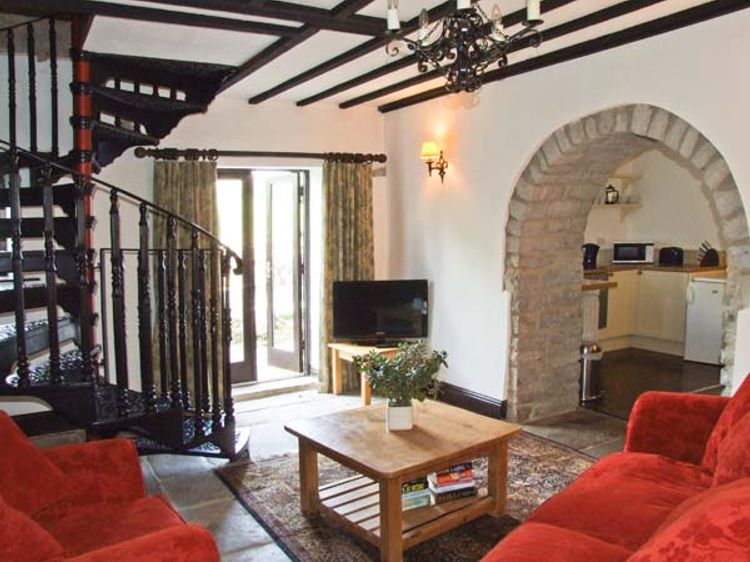The Cottage, listing photograph 3