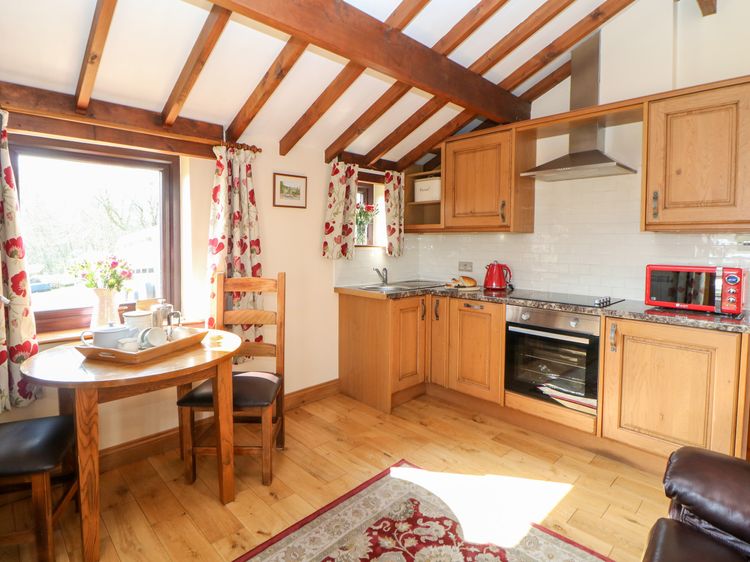 Heath Cottage, listing photograph 4