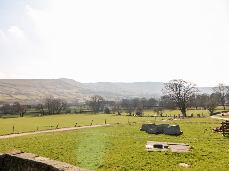 Heath Cottage, listing photograph 12
