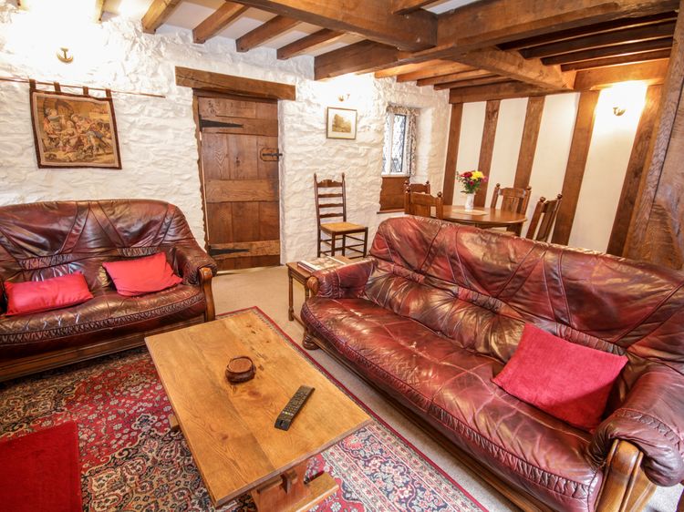 Nant Cottage, listing photograph 3