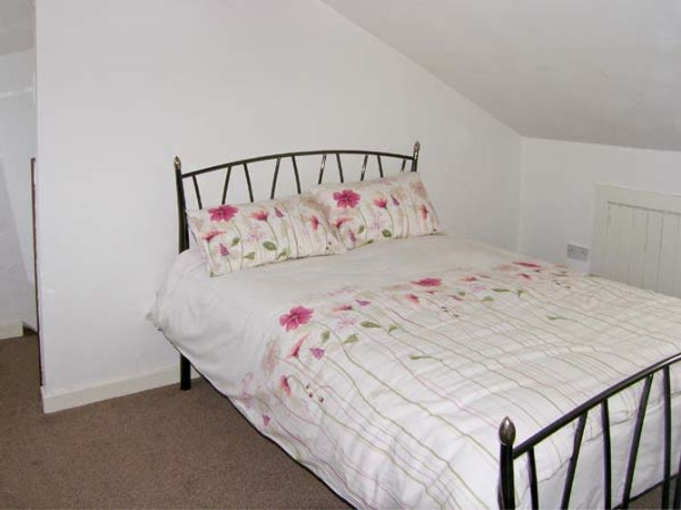 Hendre Aled Cottage 3, listing photograph 5