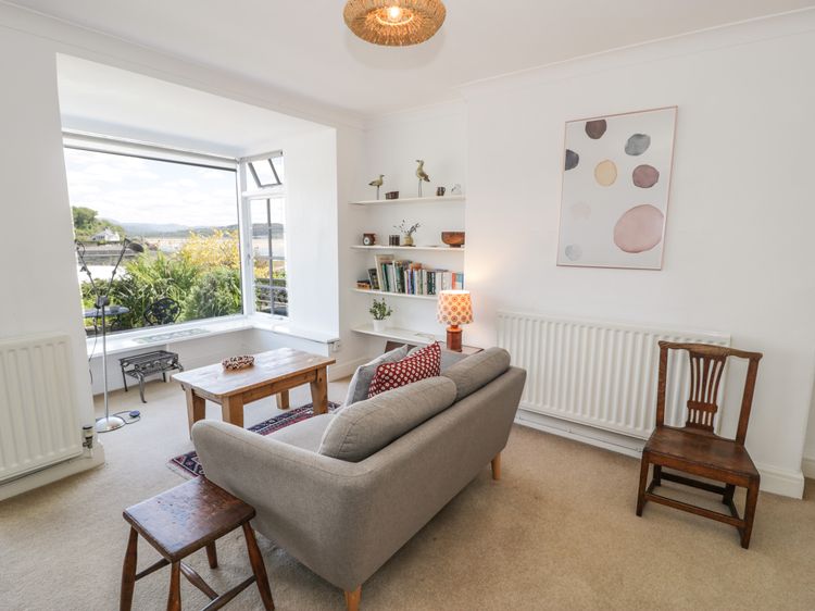7 Ivy Terrace, listing photograph 4