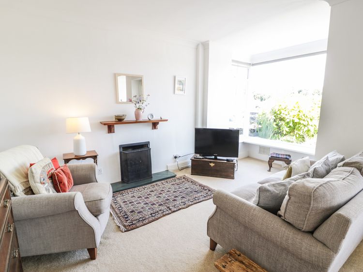 7 Ivy Terrace, listing photograph 8