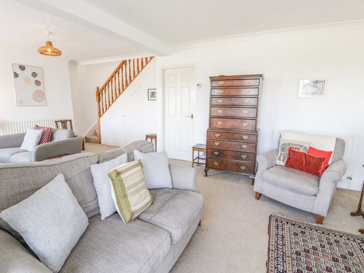 7 Ivy Terrace, listing photograph 10