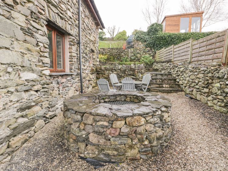 Eller Riggs Cottage, listing photograph 3