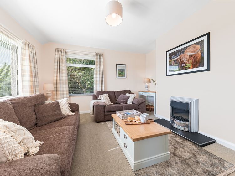 Colt Park Cottage, listing photograph 7