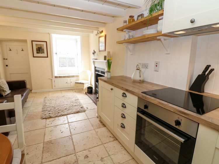 Lavender Cottage, listing photograph 11