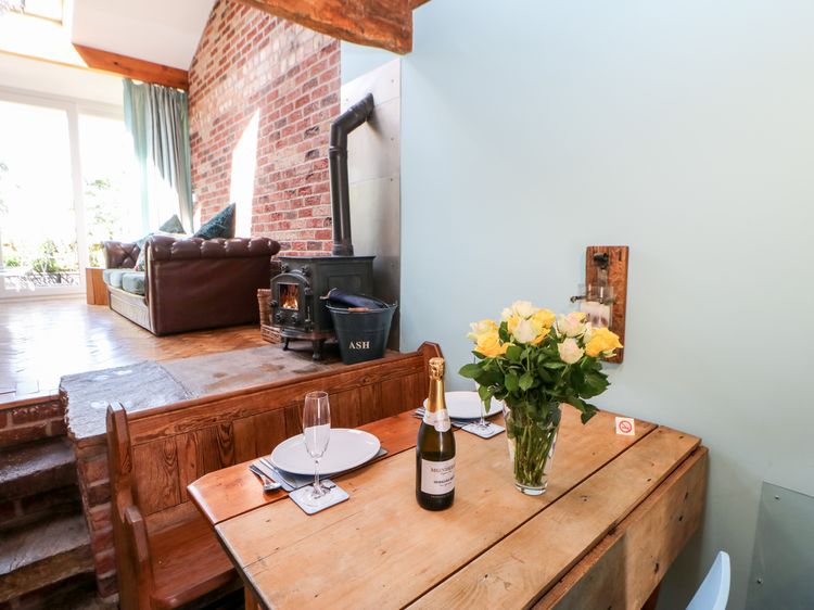 The Cow Byre, listing photograph 9