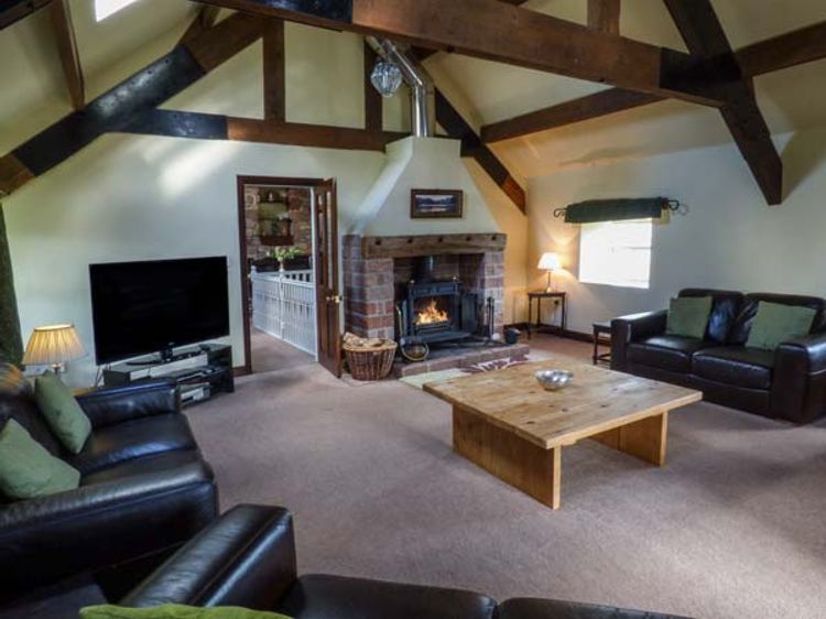 Meadow Place, listing photograph 3