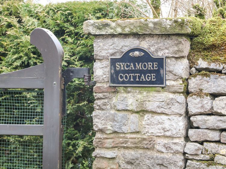 Sycamore Cottage, listing photograph 2