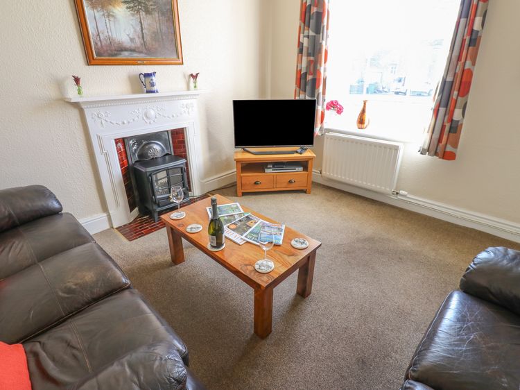 South View, listing photograph 7