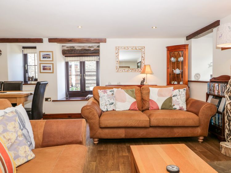 Raceside Cottage, listing photograph 10