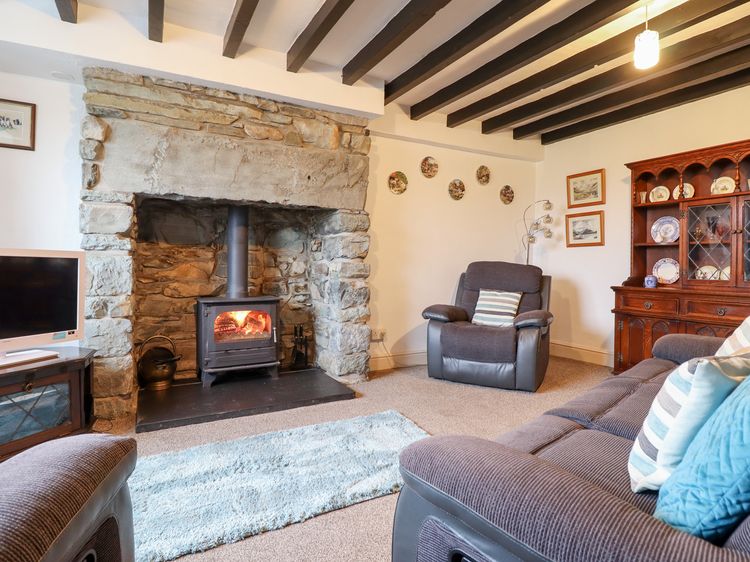 Bryn Re, listing photograph 3