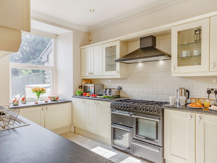 Menai View, listing photograph 11