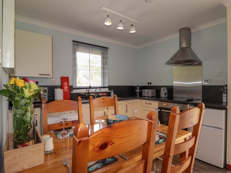 Stone Water Cottage, listing photograph 11