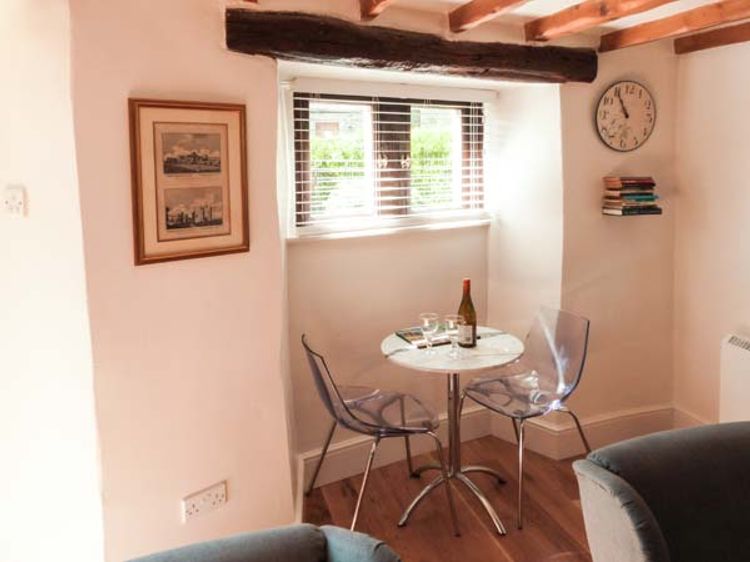 The Round House, listing photograph 4