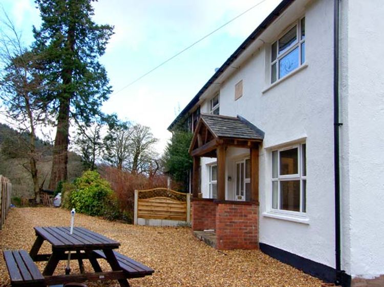 Forestry Cottage, listing photograph 2