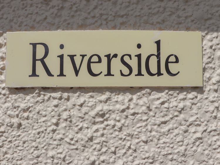 Riverside Cottage, listing photograph 4