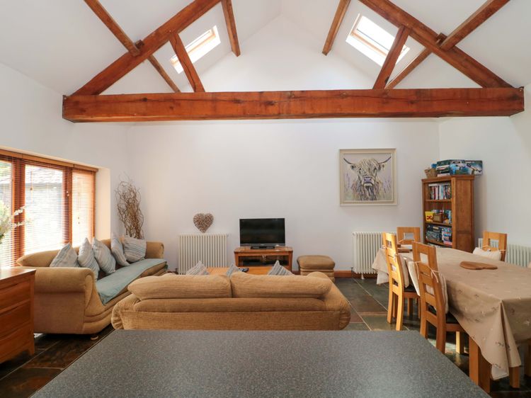 Riverside Barn, listing photograph 6