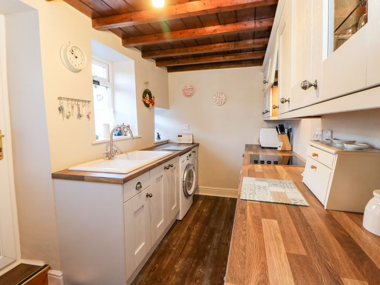 Myrtle Cottage, listing photograph 11