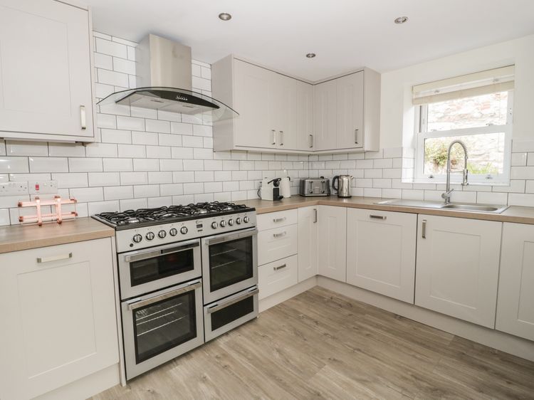 Charnwood Villa, listing photograph 12