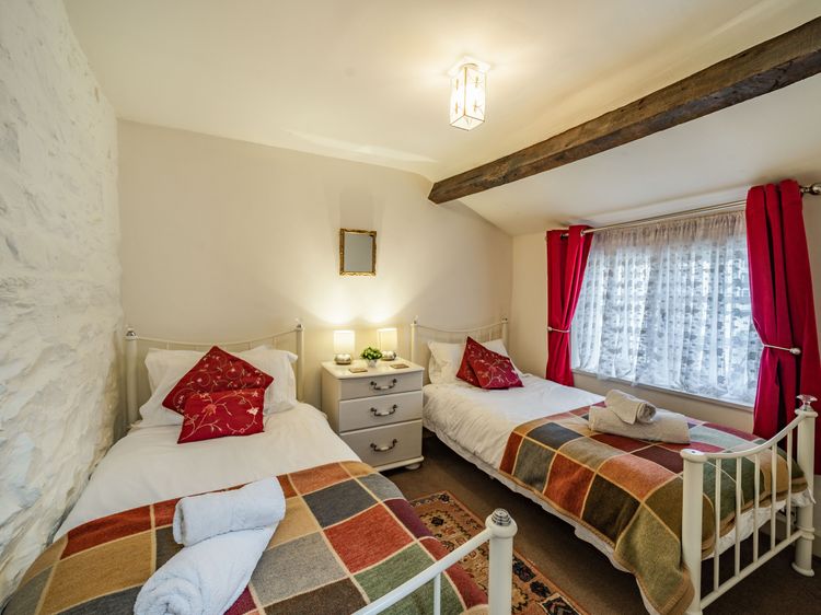 Coachman's Cottage, listing photograph 11