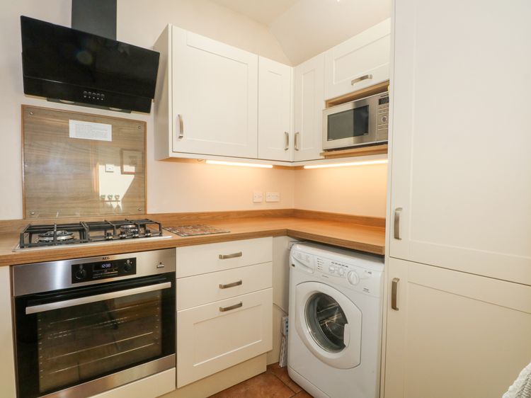 Top Stable Cottage, listing photograph 12